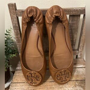 Tory Burch Tan Ballet Flat Size 7.5